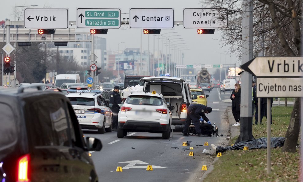 Prometna nesreća na Slavonskoj aveniji u Zagrebu