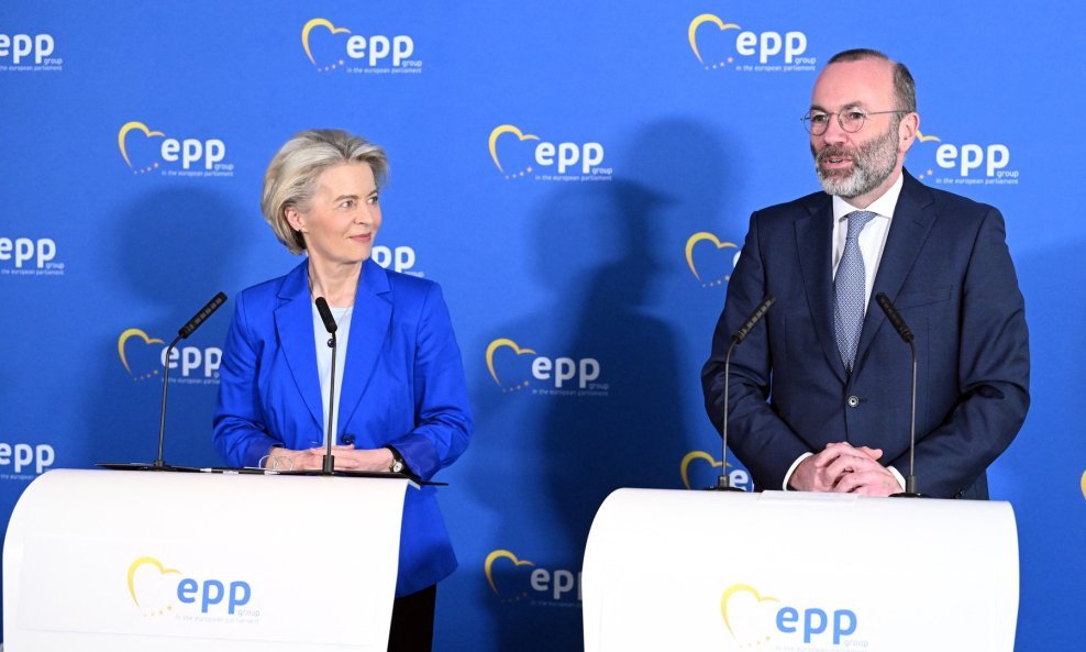 Ursula von der Leyen i Manfred Weber