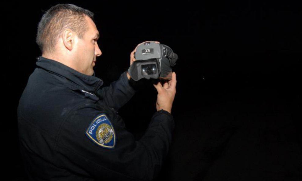 granična policija termovizijska kamera