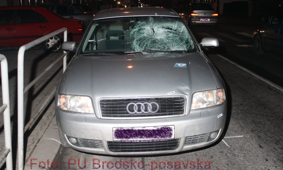 Audi prometna nesreća
