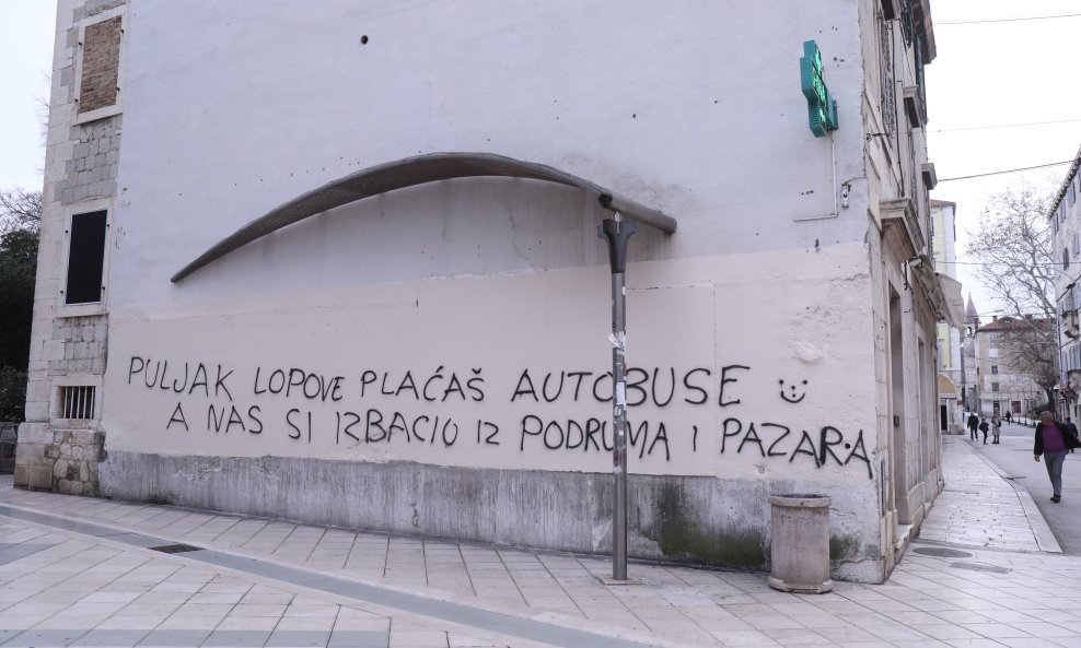 Uvredljivi grafiti u Splitu