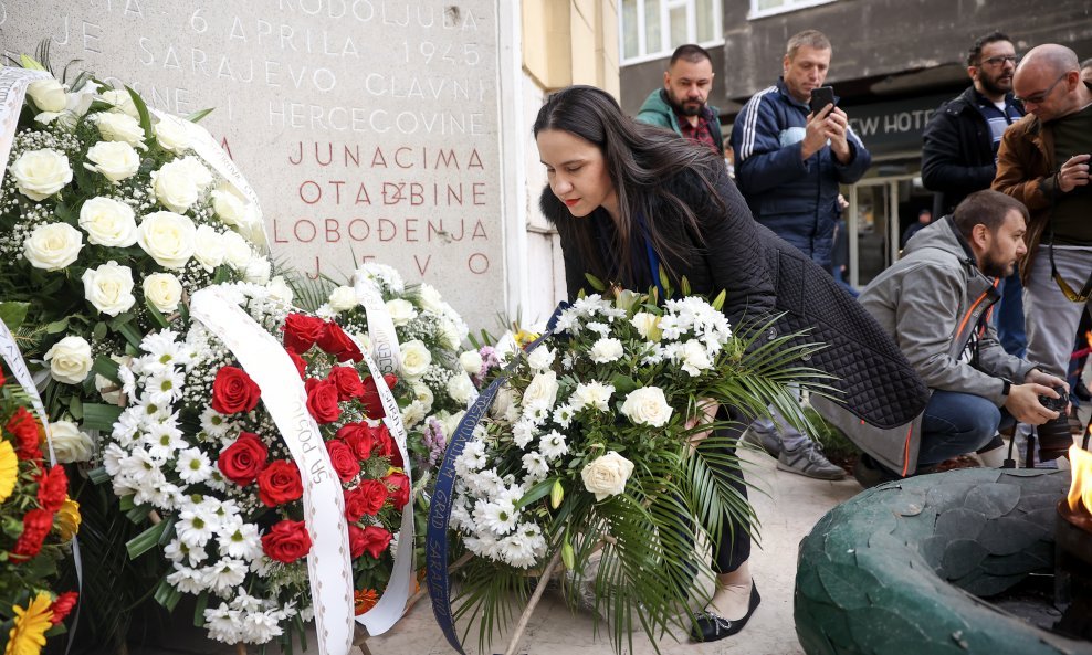 Polaganje vijenaca u Sarajevu povodom Dana nezavisnosti BiH