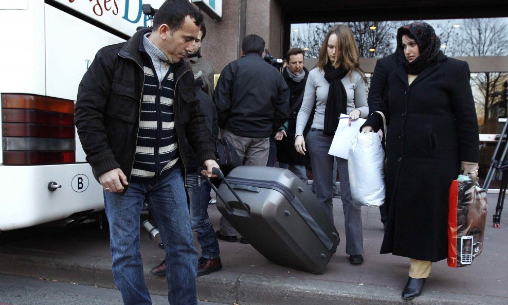 Ilegalni imigranti iz Preševa vraćaju se u Srbiju