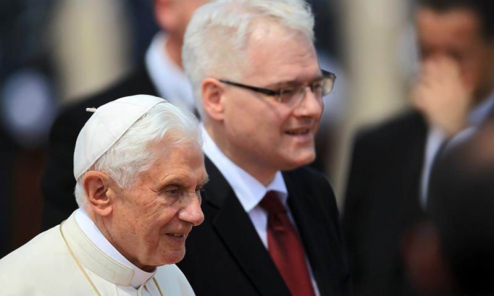 Papa i Josipović