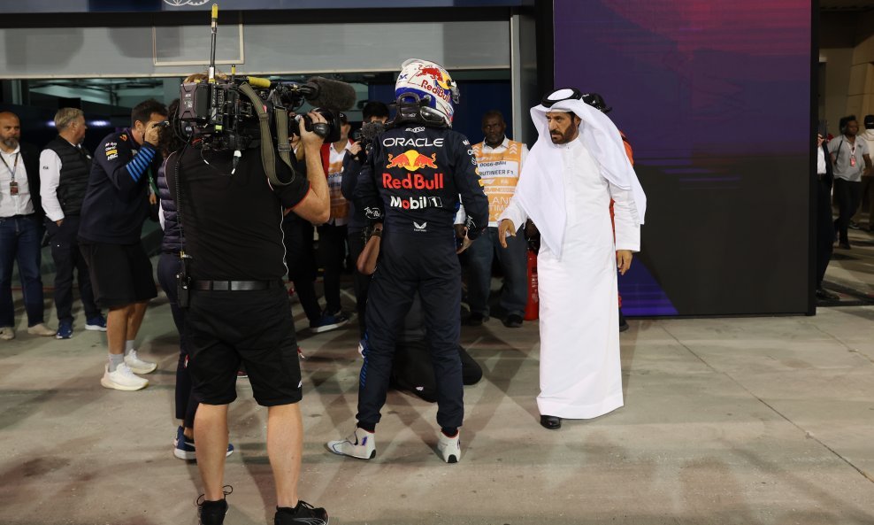 Max Verstappen (Red Bull Racing) i predsjednik FIA-e Mohammed Ben Sulayem