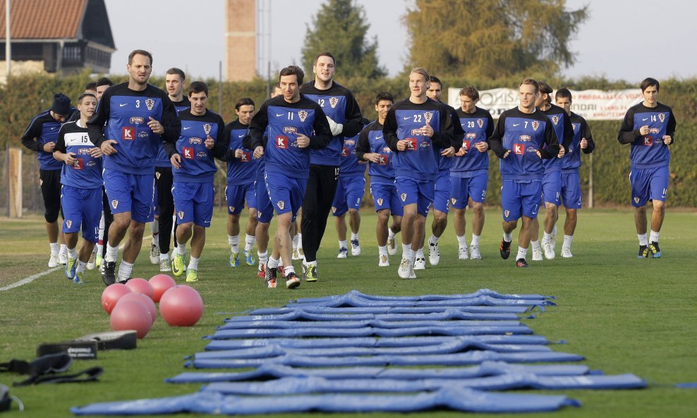 Trening 'kockastih' u Brežicama prije Turske (3)