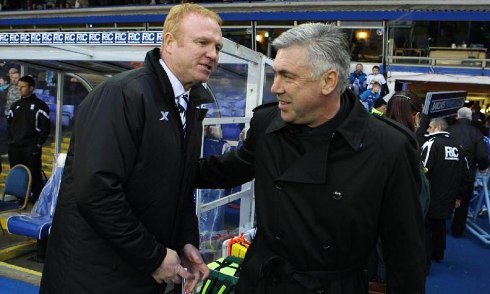 Alex McLeish (l) i Carlo Ancelotti