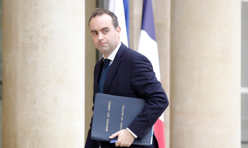 Sebastien Lecornu, francusi ministar obrane