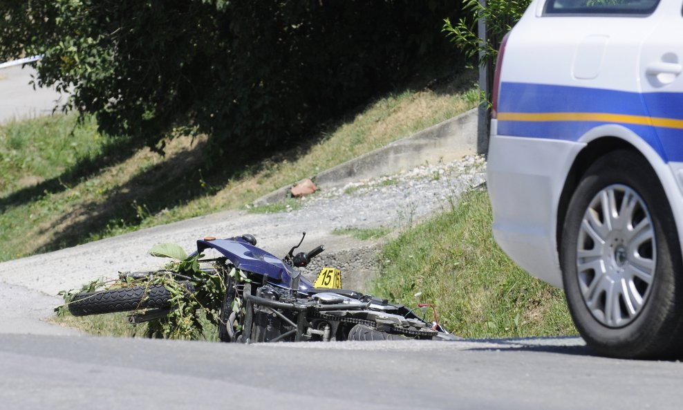 motociklistička nesreća motor