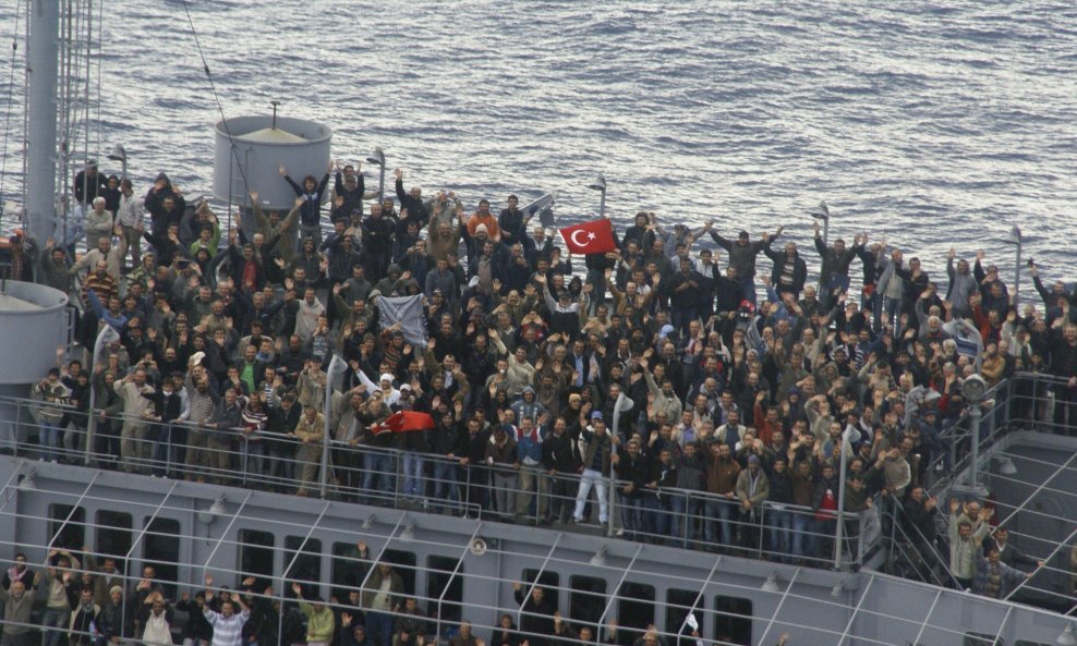 Libija evakuacija turski brod