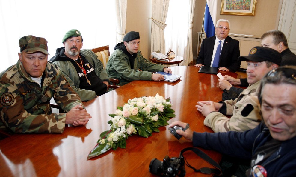 Bebić s braniteljima