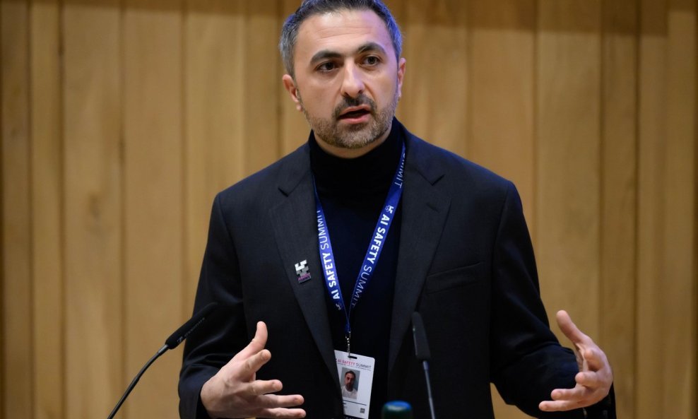 MUSTAFA SULEYMAN