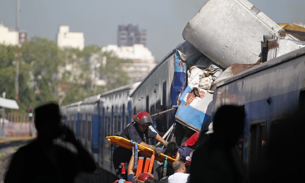 Željeznička nesreća u Buenos Airesu (8)