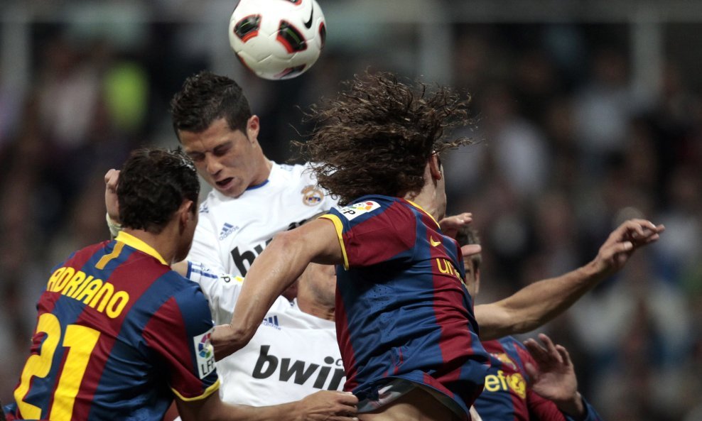 Adriano, Cristiano Ronaldo i Carles Puyol