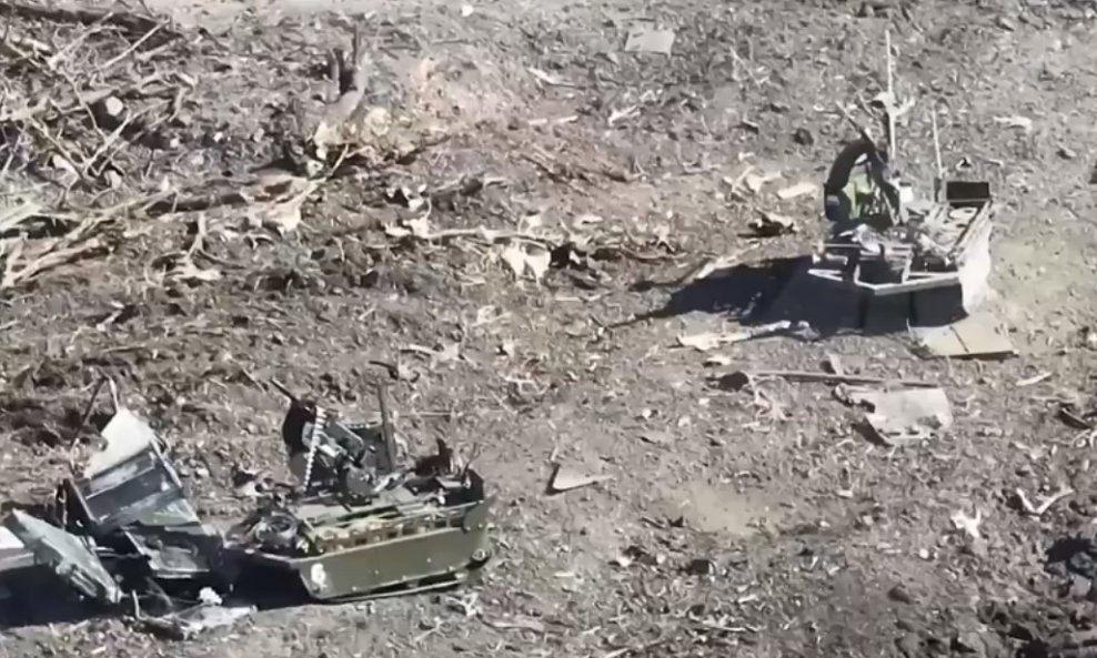 Ruski robotski mini tenkovi prije uništenja