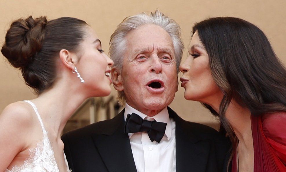 Carys Douglas, Michael Douglas i Catherine Zeta-Jones