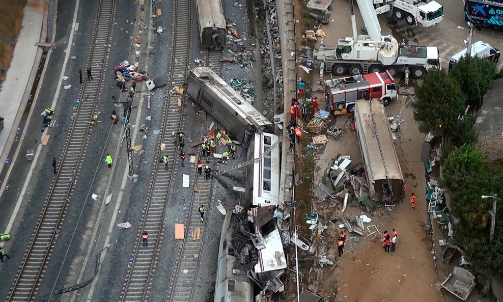 Željeznička nesreća (14)