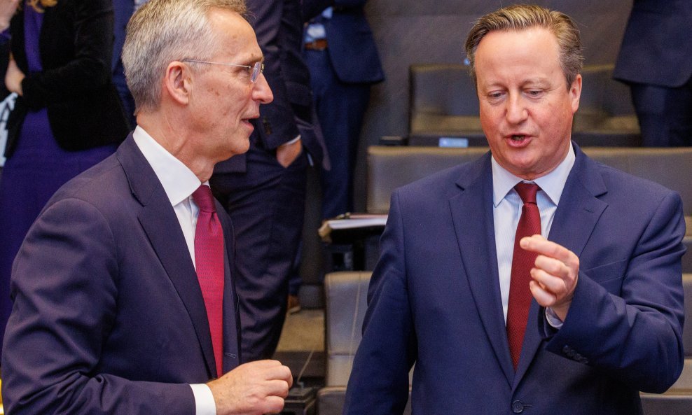 Jens Stoltenberg i David Cameron