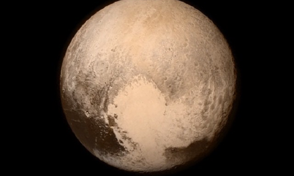 Pluton snimljen 14. srpnja 2015