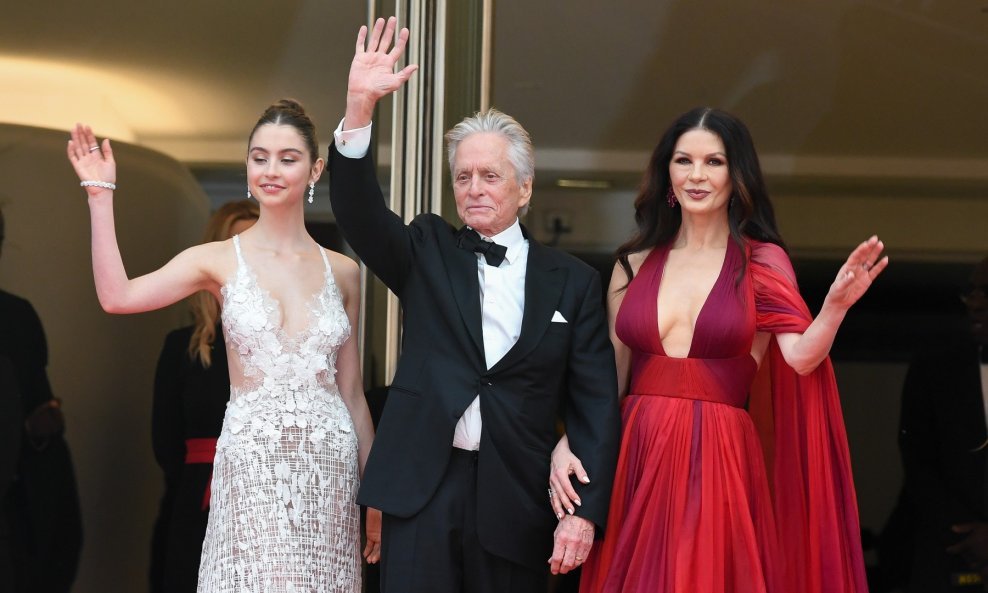 Carys Douglas, Michael Douglas, Catherine Zeta-Jones