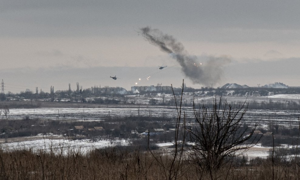 Ruski helikopteri iznad Časiv Jara