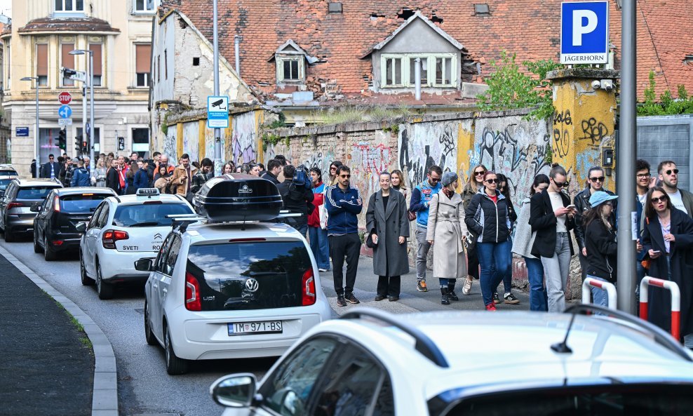 Gužva na izborima u Zagrebu