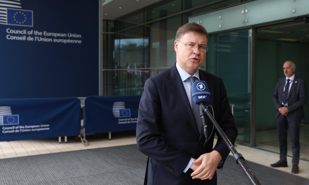 Valdis Dombrovskis