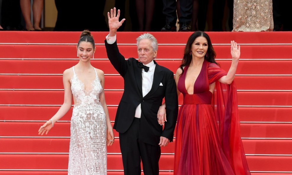 Carys Douglas, Michael Douglas i Catherine Zeta-Jones