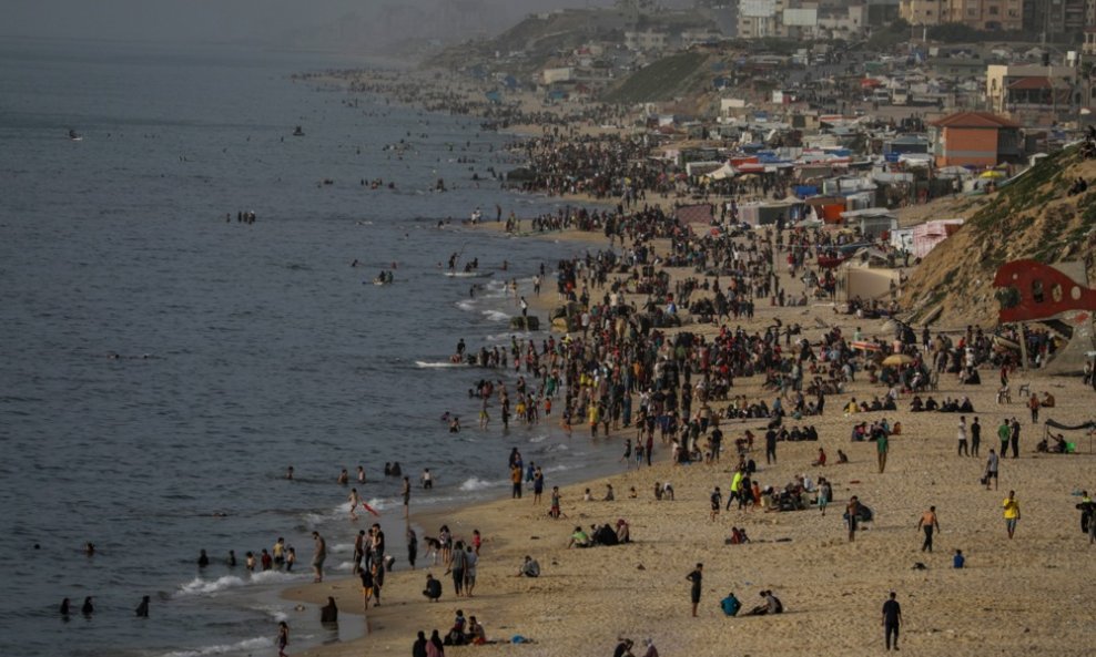 Plaža zapadno od Deir Al Balah