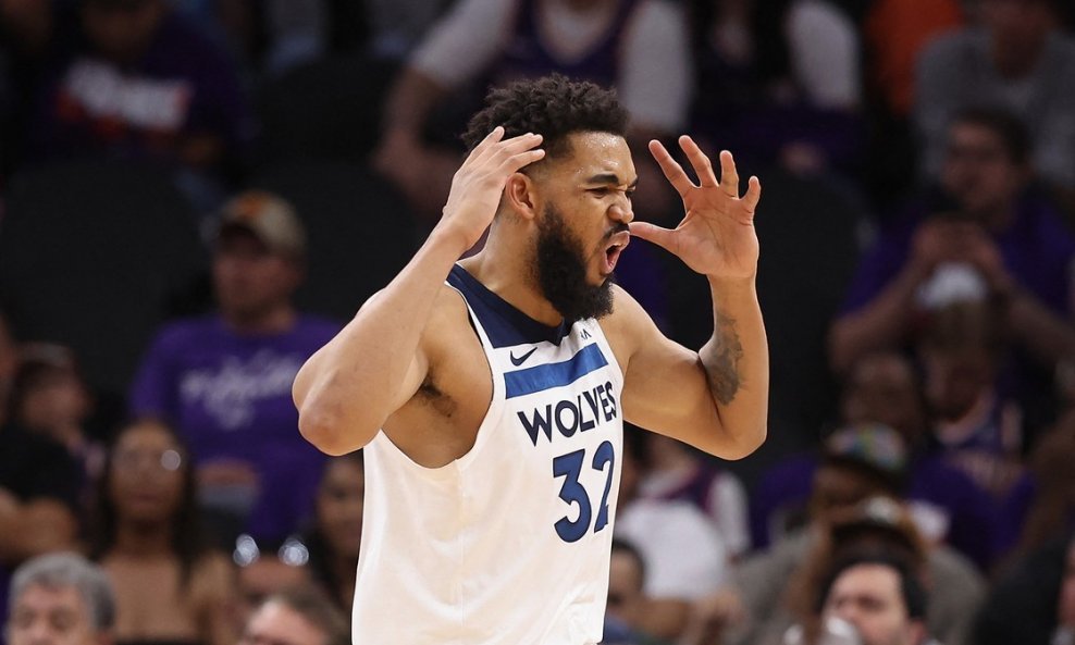Anthony Towns