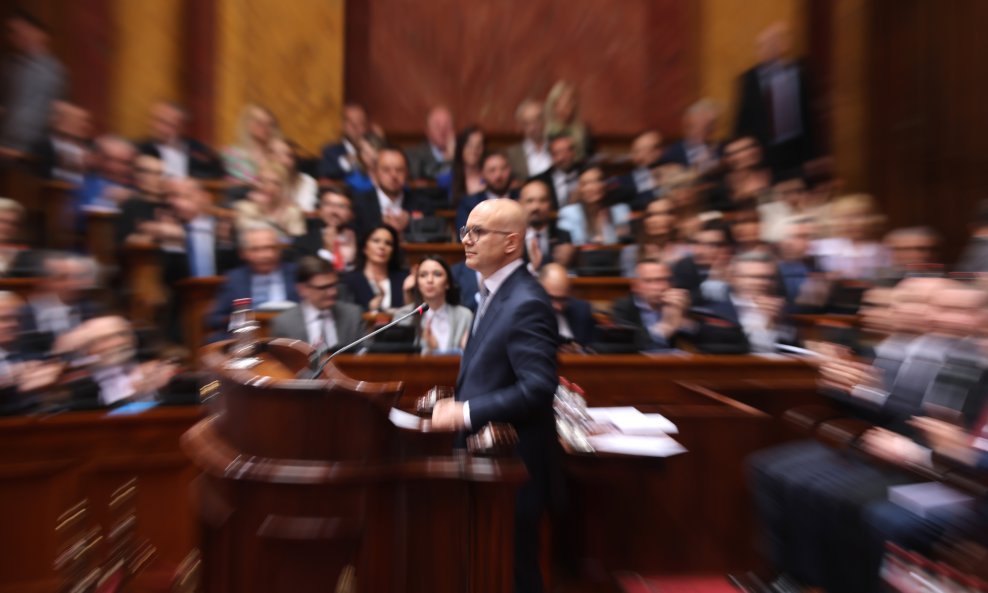 Novi srbijanski premijer Miloš Vučević