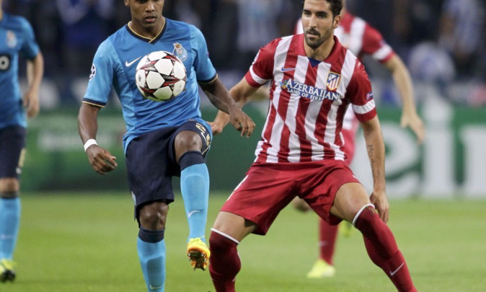 Alex Sandro (lijevo, Porto) i Raul Garcia (Atletico M.)