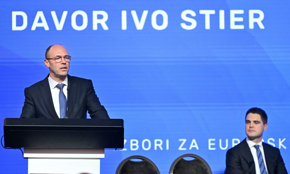 Davor Ivo Stier