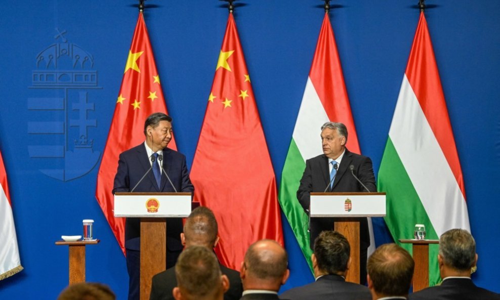 Xi Jinping i Viktor Orban