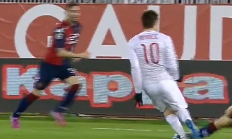 Mateo Kovačić zabija Cagliariju