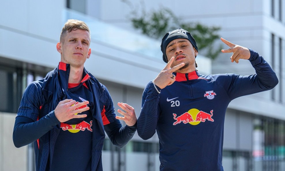 Xavi Simons (desno) i Dani Olmo