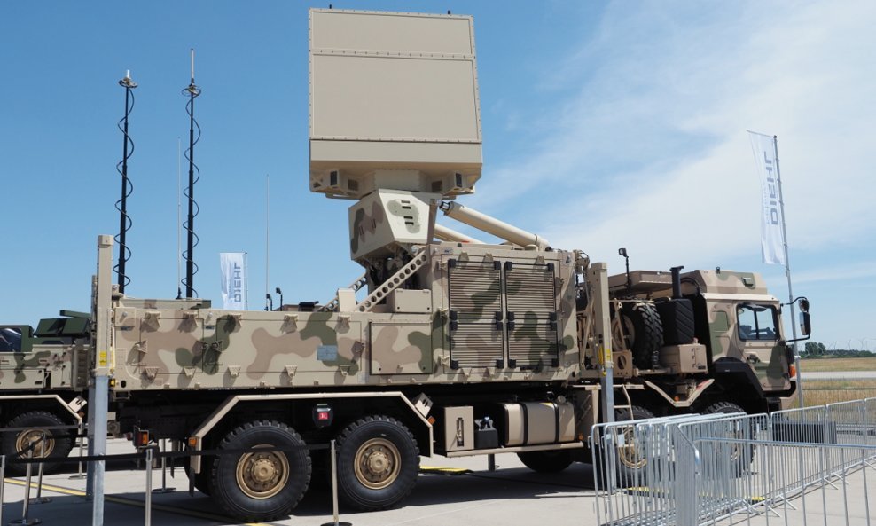 Moćni radar TRML-4D savršeno radi uz protuzračni sustav IRIS-T