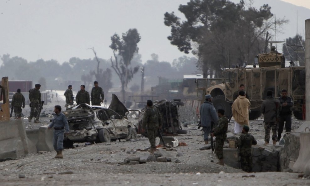 Samoubilači napad u Džalalabadu