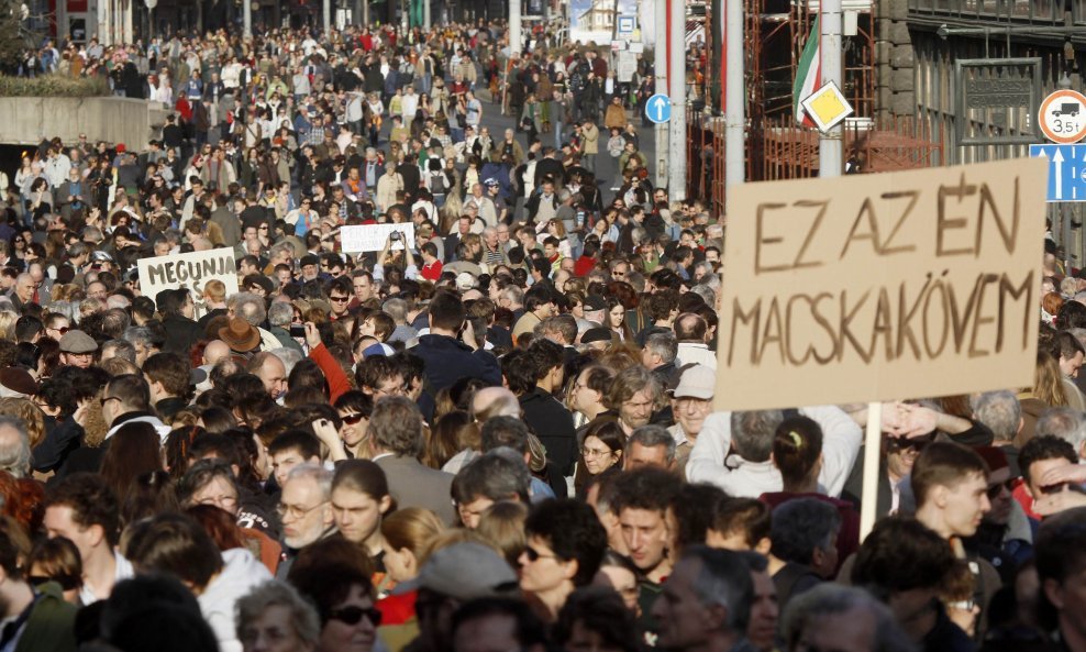 mađarska prosvjed