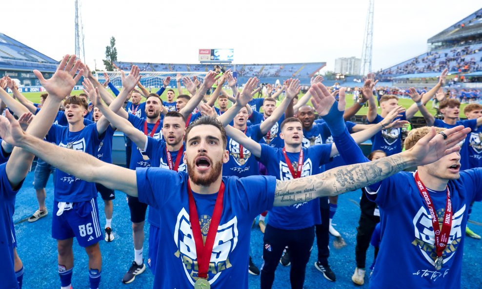 Sandro Kulenović (u prvom planu)