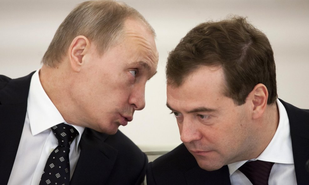 vladimir putin dmitrij medvedev