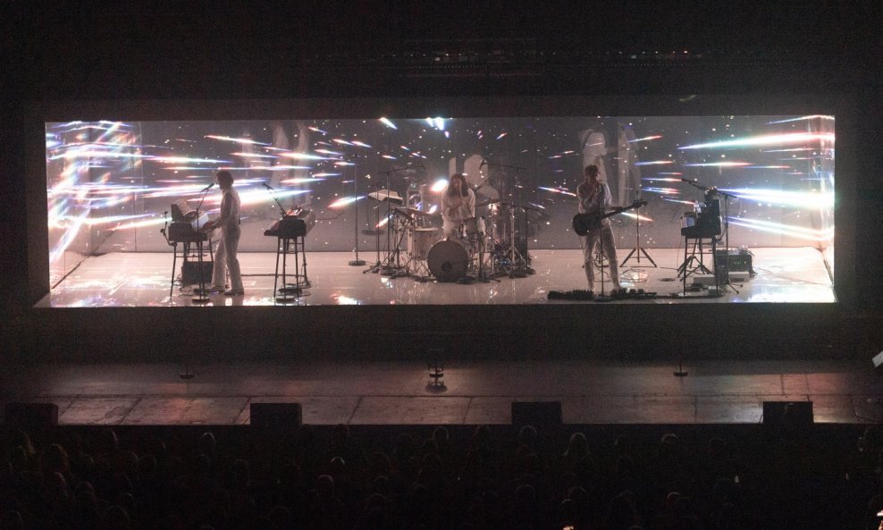 Ovako je izgledala pozornica za koncert Aira u londonskom Royal Albert Hallu