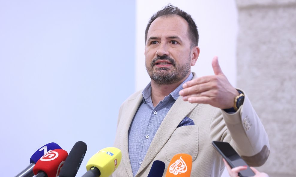 Igor Peternel