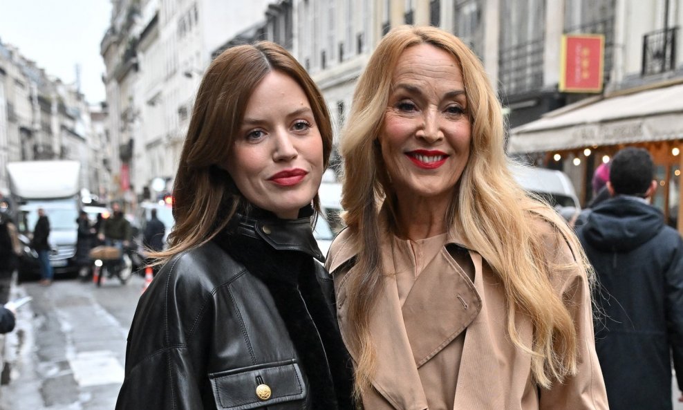 Georgia May Jagger, Jerry Hall