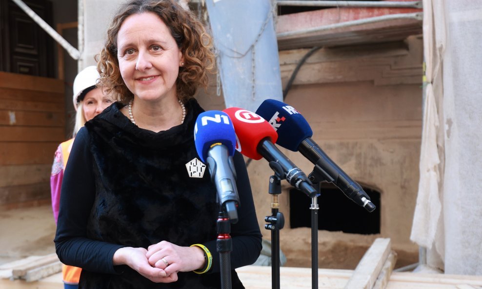 Ministrica kulture Nina Obuljen Koržinek u obilasku Hrvatskog glazbenog zavoda