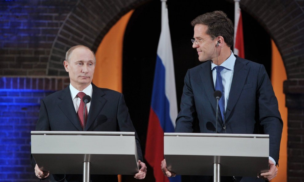 Vladimir Putin i Mark Rutte / Arhivska fotografija