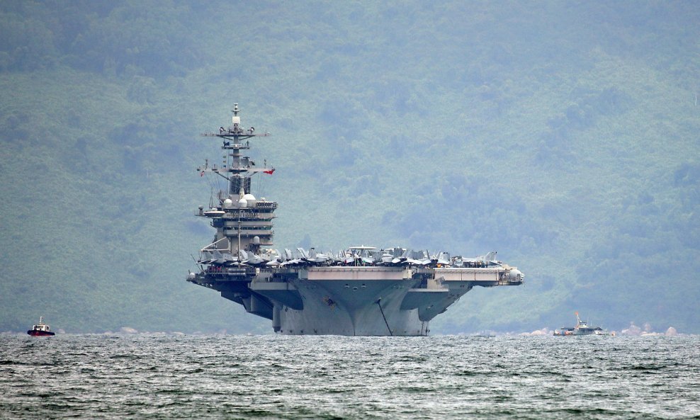 Nosač aviona USS Theodore Roosevelt