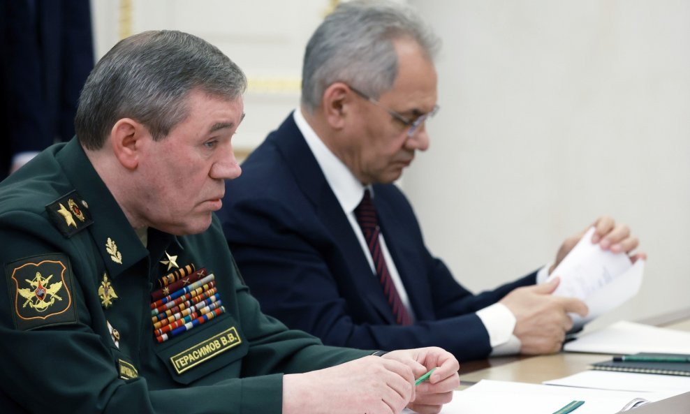 Valerij Gerasimov i Sergej Šojgu