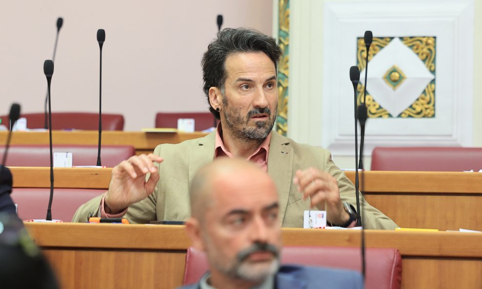 Marin Miletić, Most