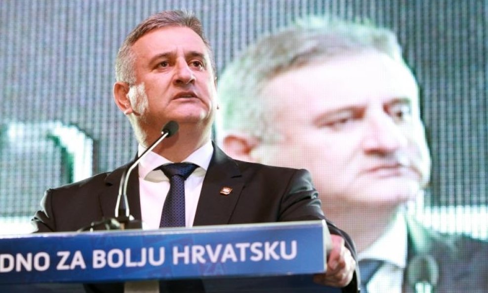 Karamarko na Kolindinu skupu u Splitu